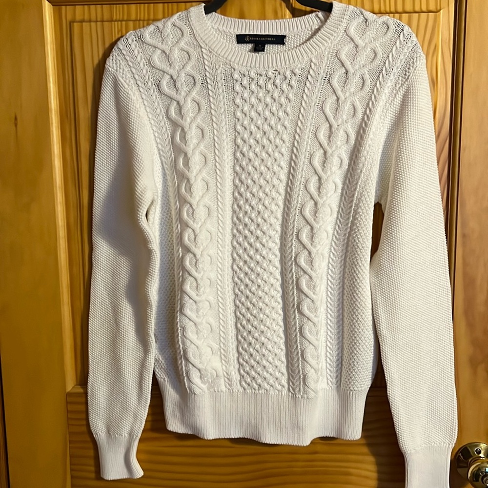 Brooks Brothers White cotton sweater size medium